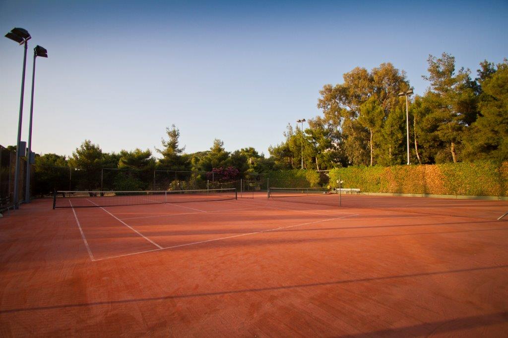 kavouri tennis club court