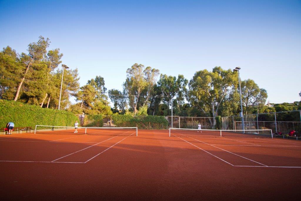 kavouri tennis court