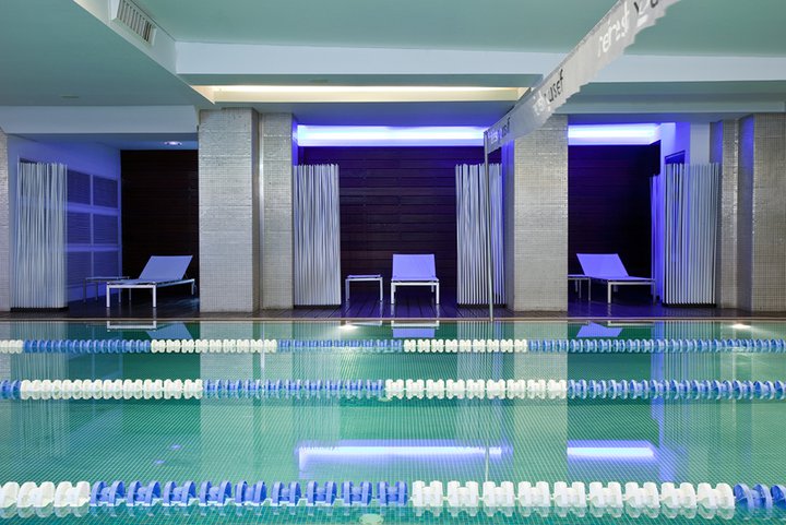 holmes-place-athens-pool