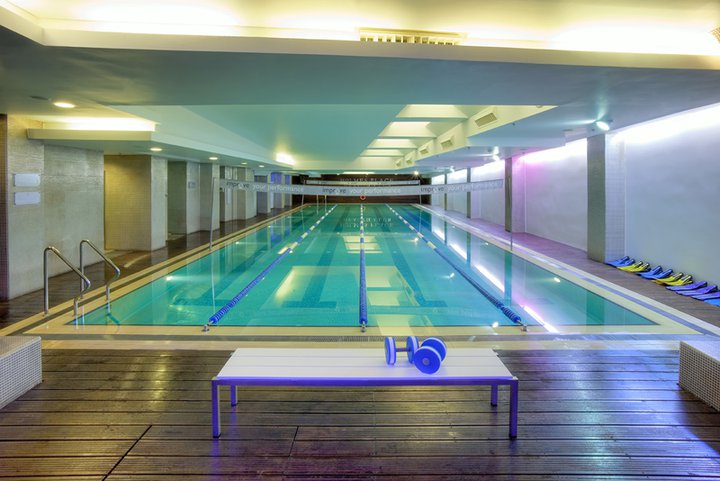 holmes-place-athens-swimming-pool