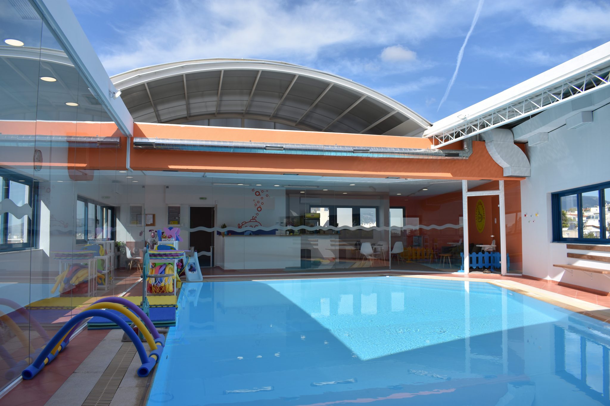 littlesubmarine-swimming-pool