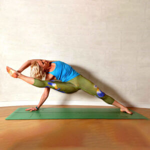 VINYASA FLOW YOGA