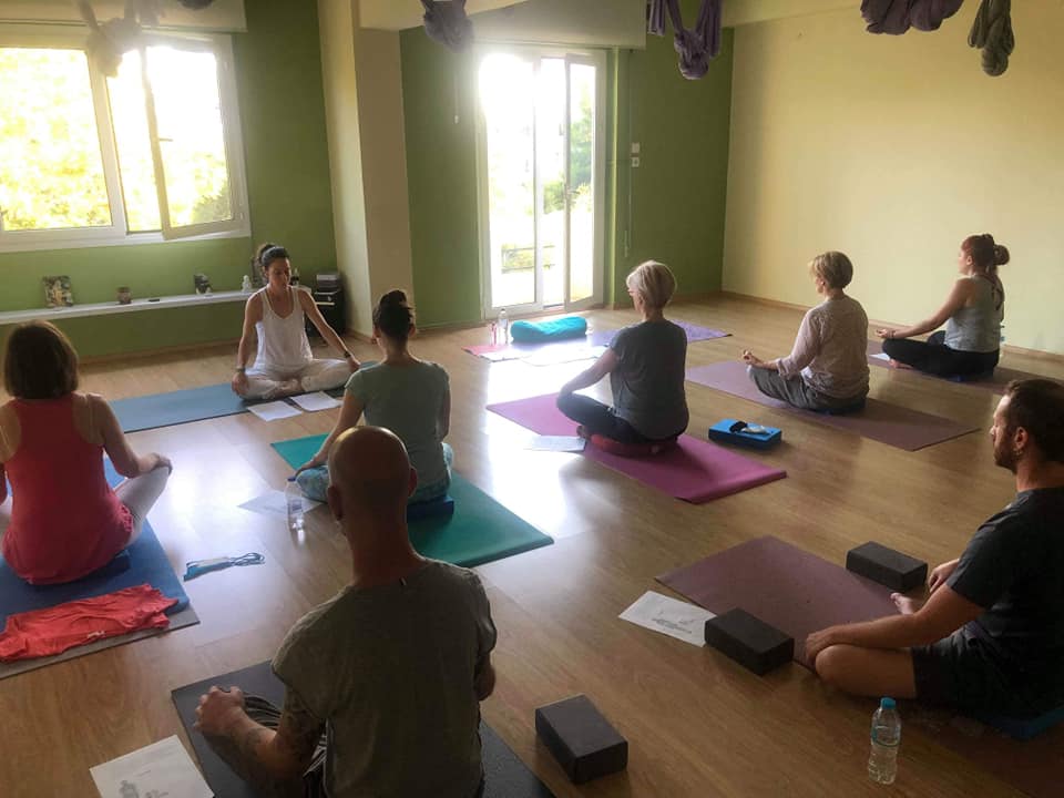 ananda-yoga-nea-smirni-yoga-sportshunter
