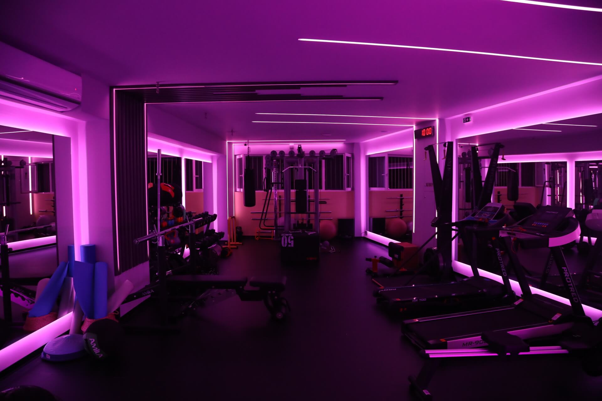 13fitnessroom