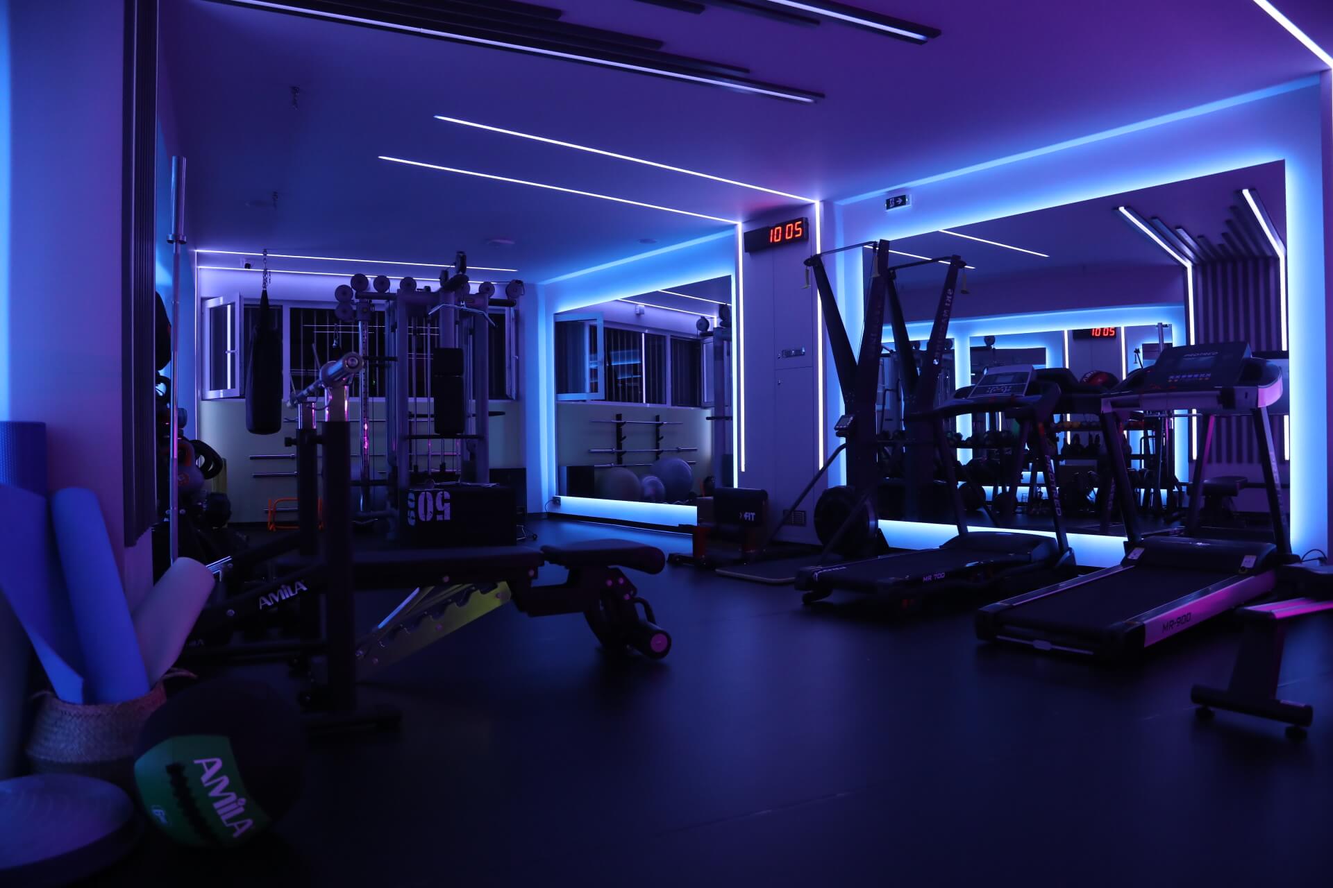 13fitnessroom-kallithea-sportshunter-02