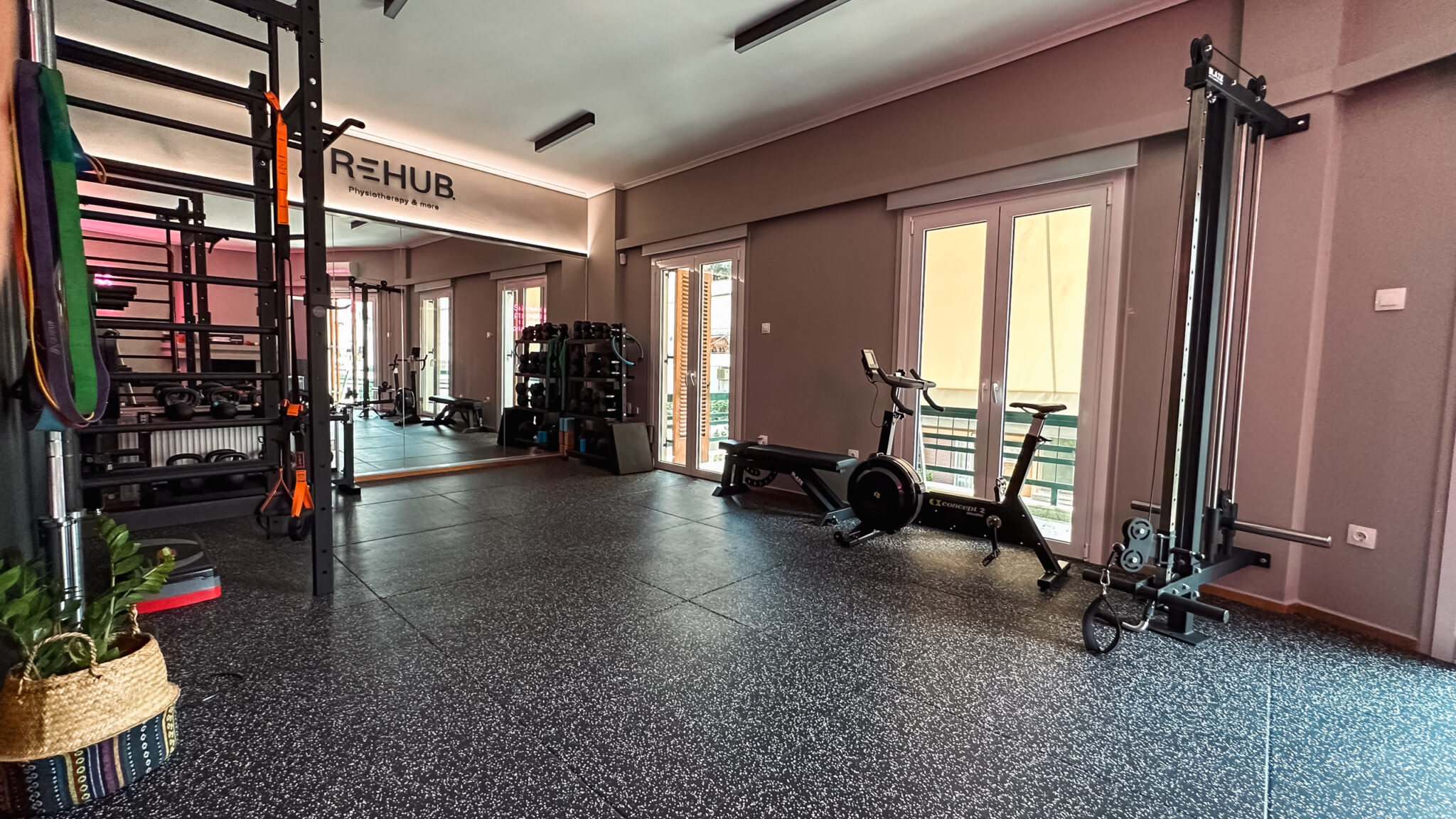 Rehub-Physiotherapy-by Dimitris-Tsiantoulas-vyronas-sportshunter--13