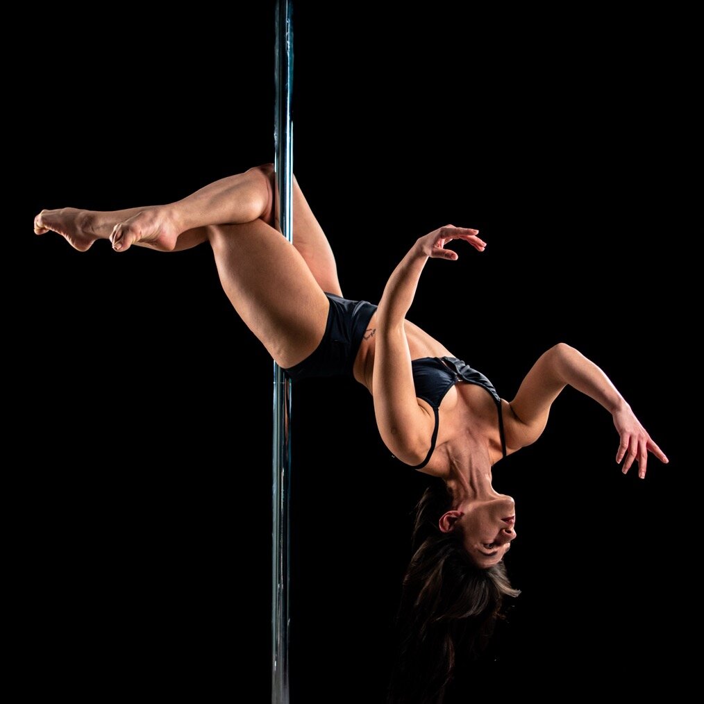 house-of-pole-pole-dance-kallithea-maria-frouskala-01-sportshunter