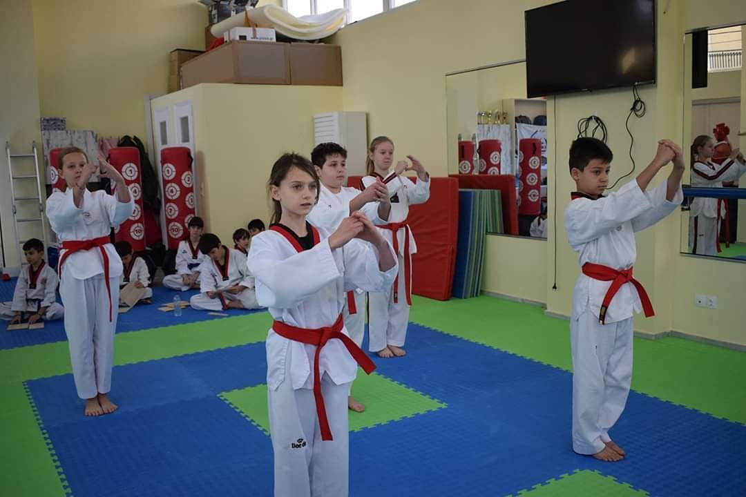 athletic-club-pigmi-psychikou-taekwondo-02-sportshunter