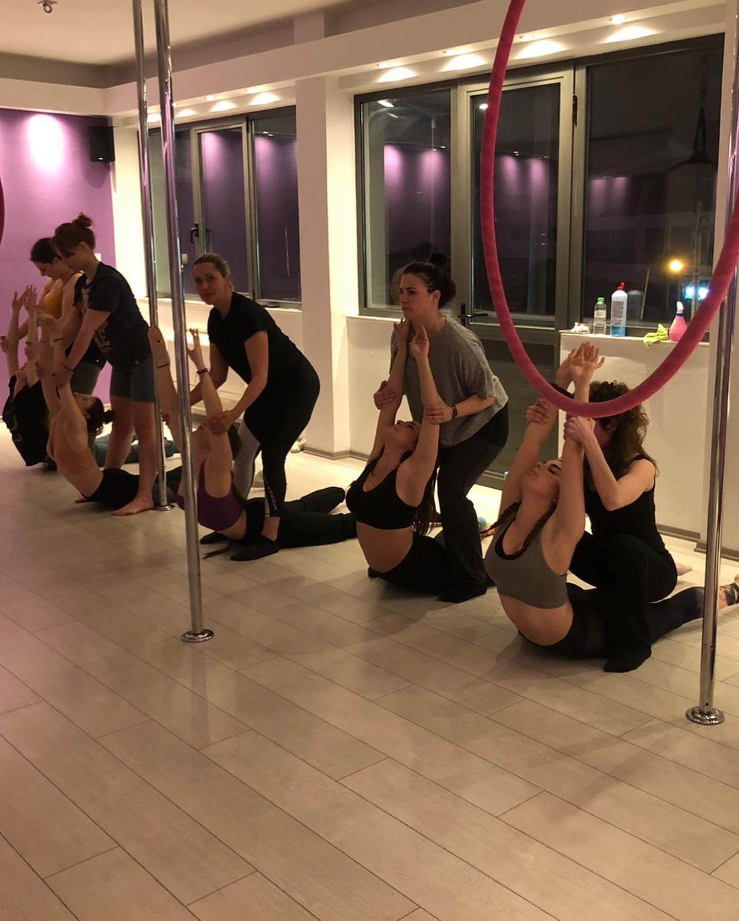 v-angels-pole-dancing-flexibility-05-agia-paraskevi-sportshunter