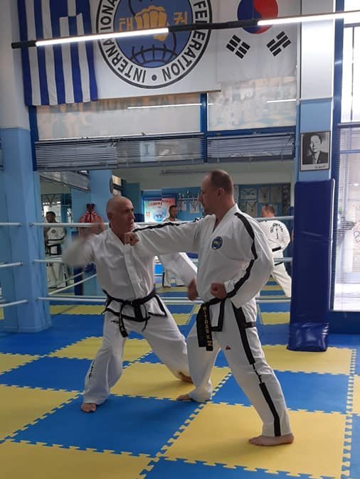 athlikos-sillogos-akropoli-koukaki-taekwondo-07-sportshunter