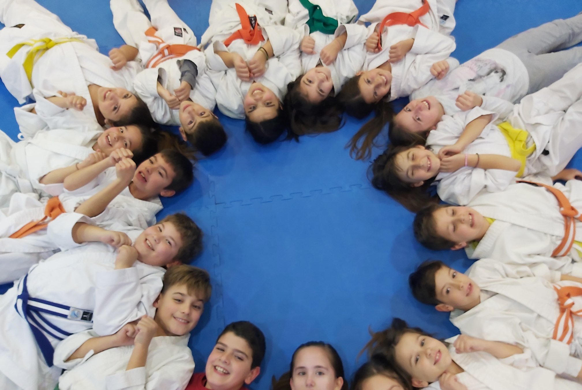 athlitikos-sillogos-karate-stefania-douklia-cover-sportshunter