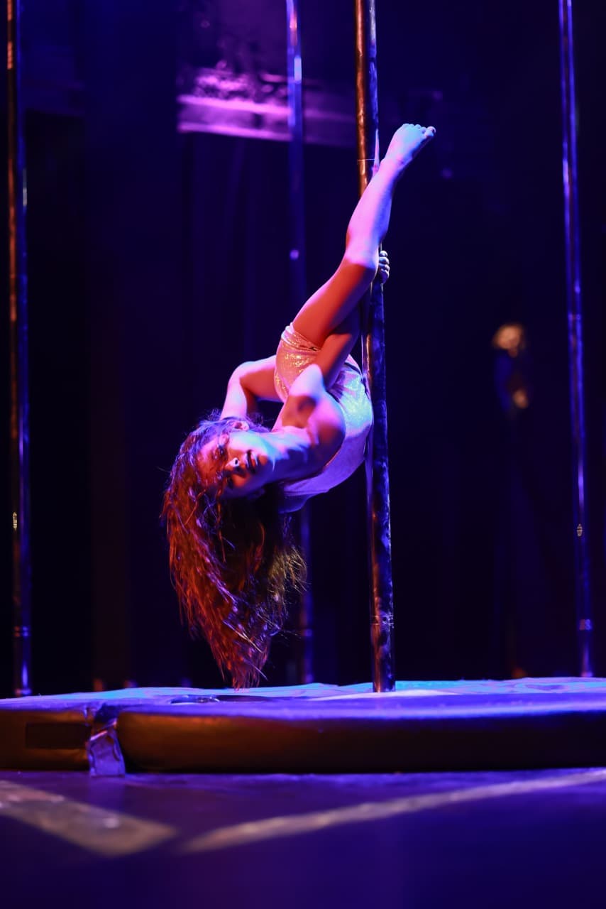 vertical-divas-markopoulo-pole-dance-sportshunter-2