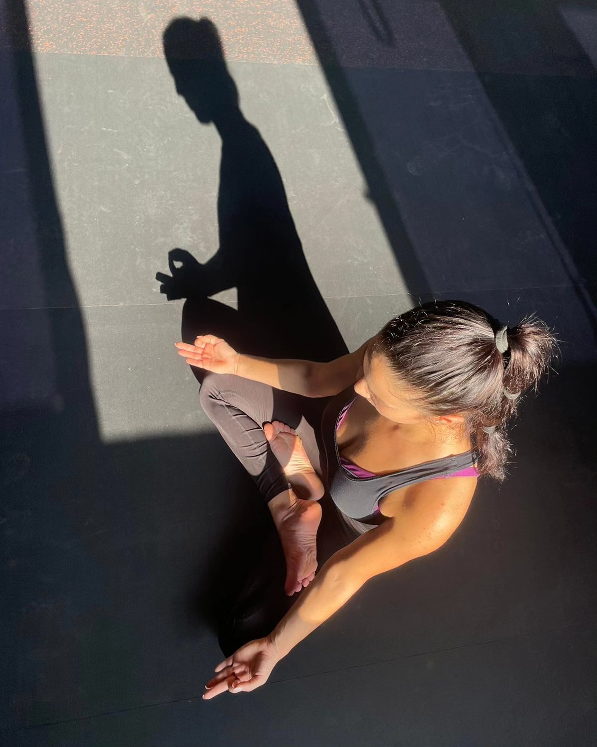 hobnob-glyfada-yoga-polina-vlachou-01-sportshunter
