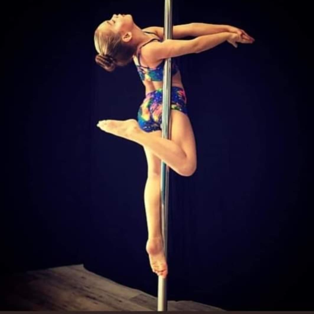 vertical-divas-athens-pole-dance-gia-paidia-korydallos-sportshunter-10