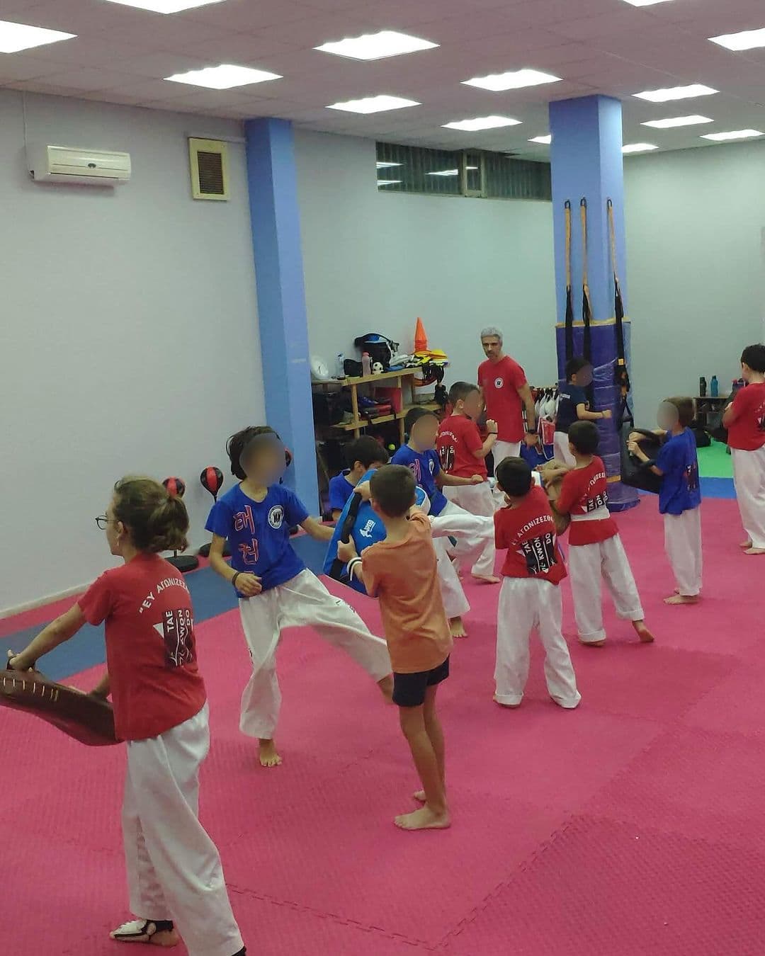 ef-agonizesthe-taekwondo-palaio-faliro-sportshunter12