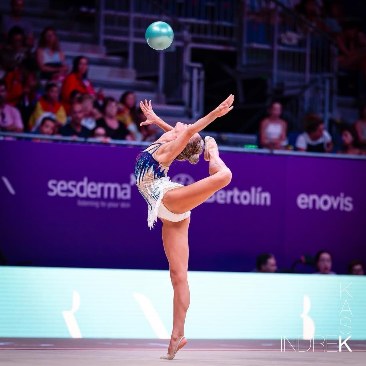 aigli-thessalonikis-rythmiki-gymnastiki-athlitries-aiglis-sportshunter-12