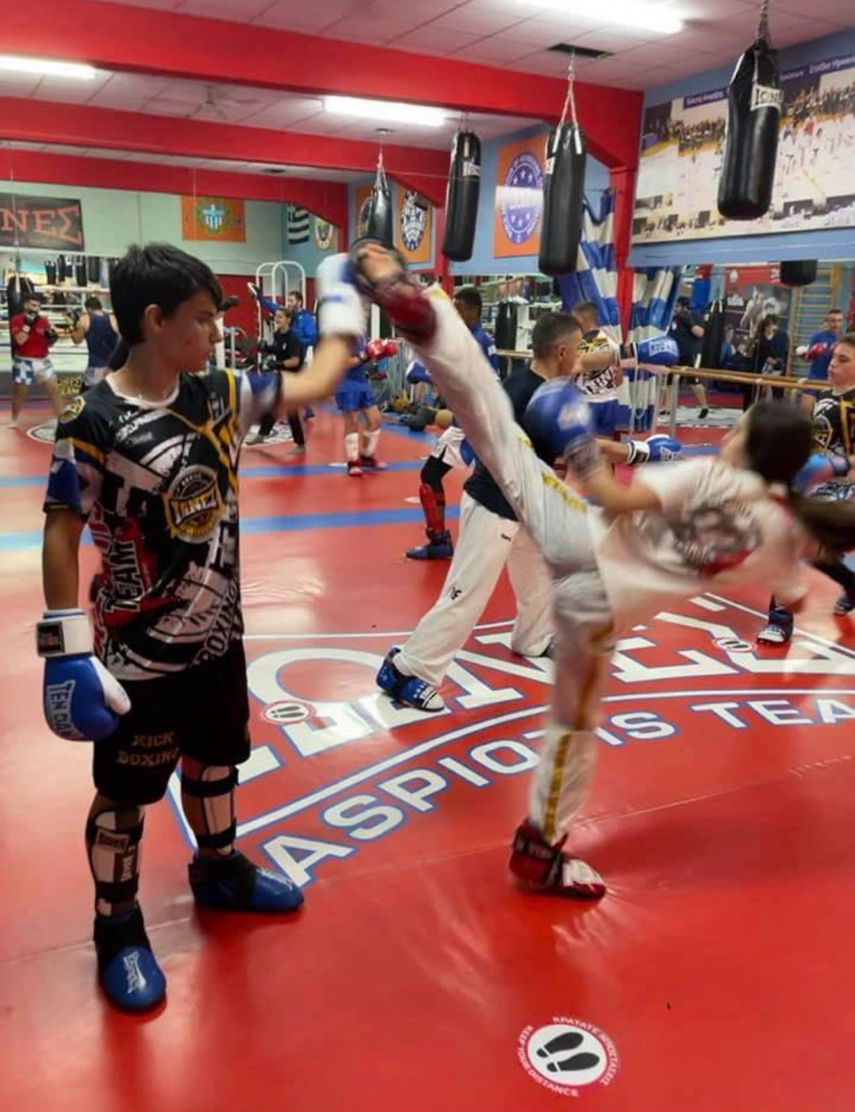 iones-taekwondo-kick-boxing-hrakleio-sportshunter-13