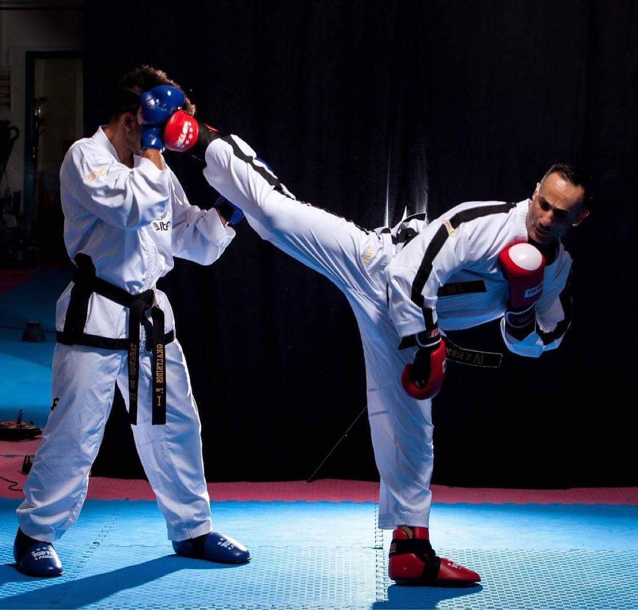 iones-taekwondo-kick-boxing-sportshunter-7