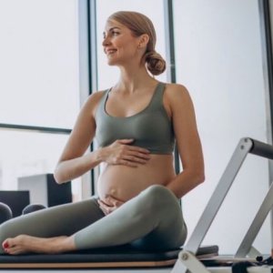 Prenatal Pilates Reformer