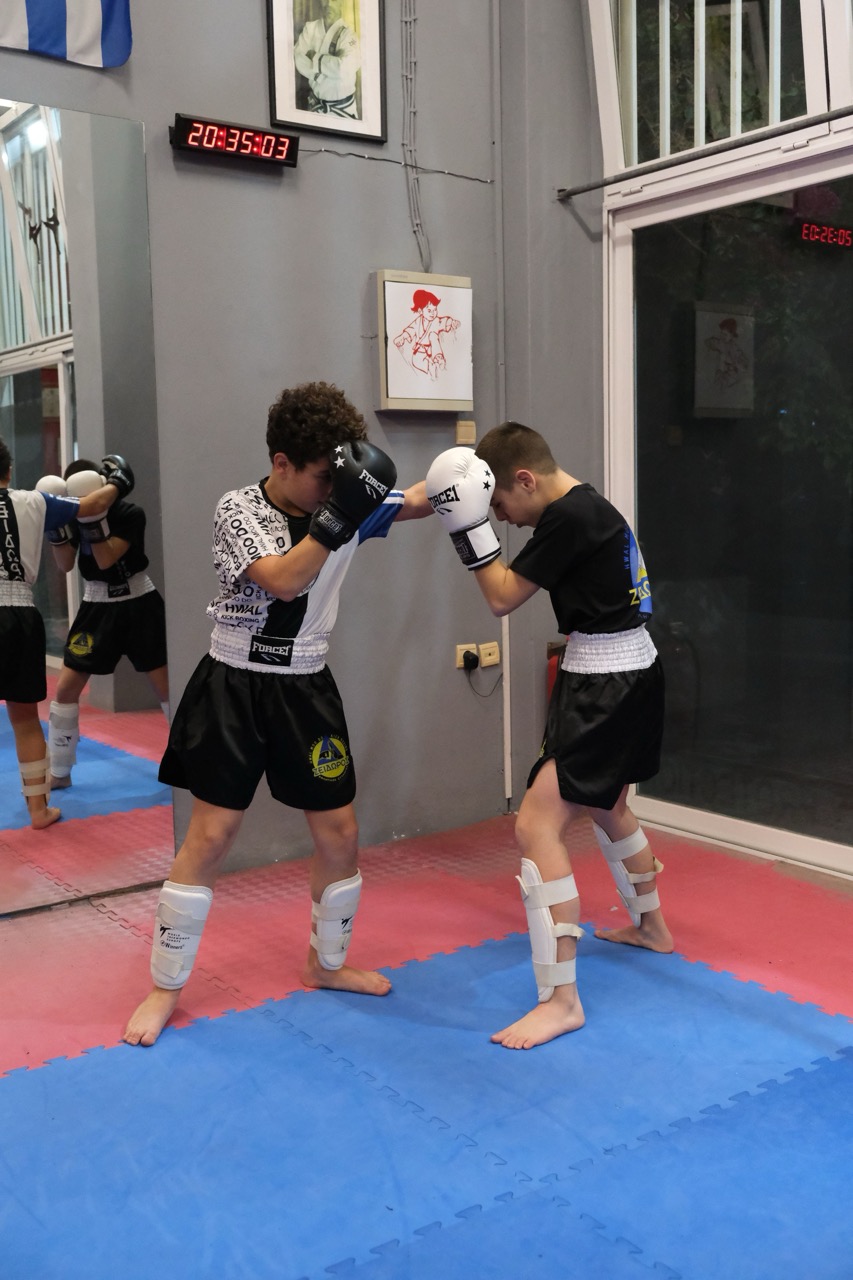 ac-zeidoros-alimos-kick-boxing-sportshunter-15