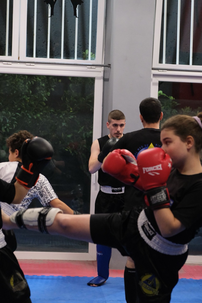 ac-zeidoros-alimos-kick-boxing-sportshunter-21