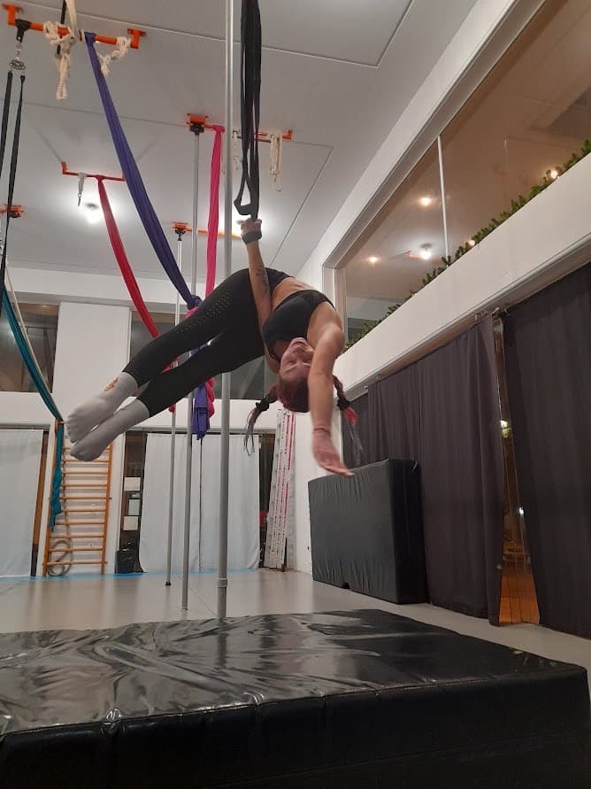 kyvos-training-athens-aerial-yoga-sportshunter-5