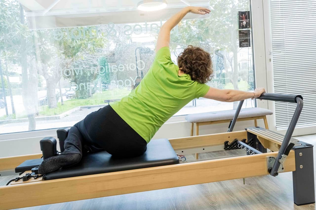 frog-pilates-and-more-pilates-reformer-vrilissia-sportshunter-2