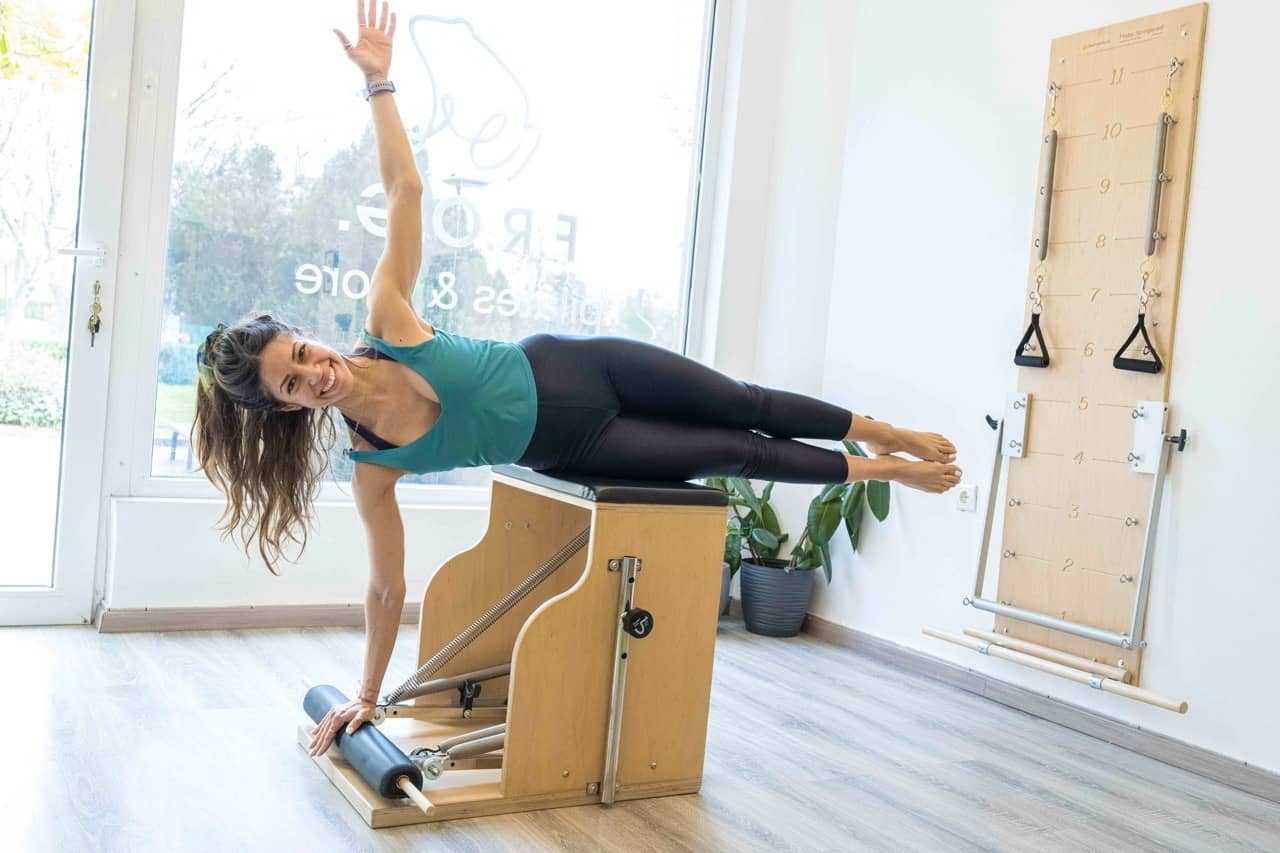 frog-pilates-and-more-pilates-reformer-vrilissia-sportshunter-5 Large