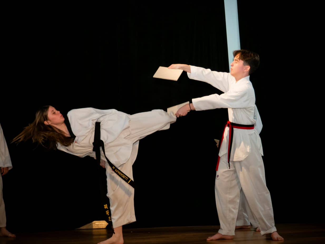 orion-alimos-taekwondo-etisia-ekdilosi-karolos-koun-sportshunter-3