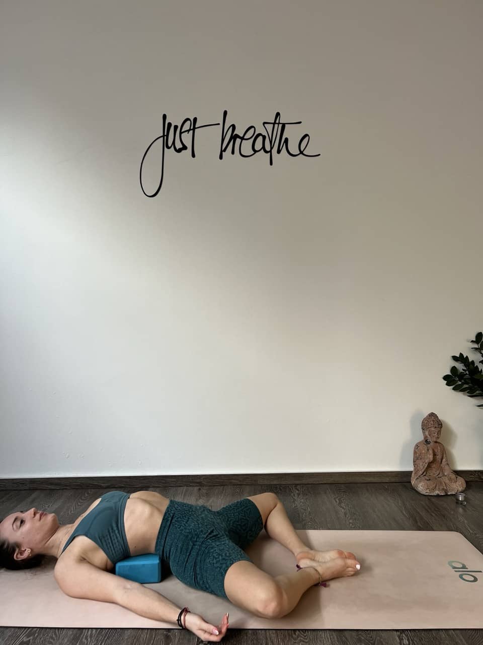 just-breathe-chalkida-yin-yoga-sportshunter-5