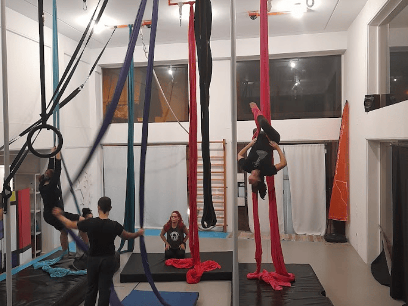 kyvos-training-athens-aerial-silks-sportshunter-7