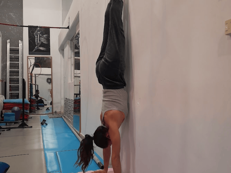 kyvos-training-athens-handstands-sportshunter-2