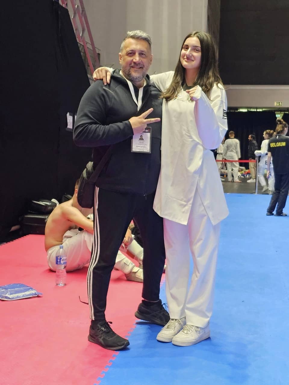 theagenis-taekwondo-kallithea-xruso-metalio-fotis-mpairamidis-sportshunter-6