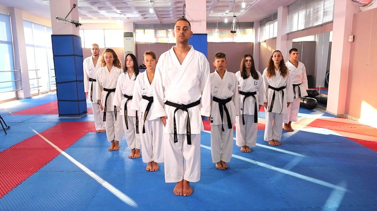 akamas-velo-karate-velo-sportshunter-1