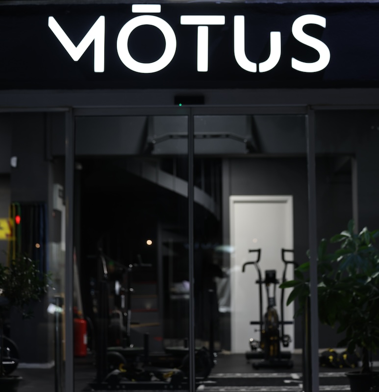 Motus
