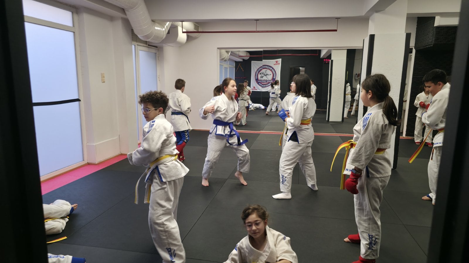 bushido-academy-ju-jitsu-korydallos-sportshunter-29