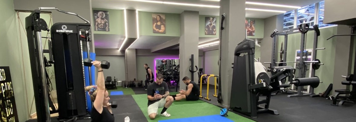 SelfMade FitnessHub