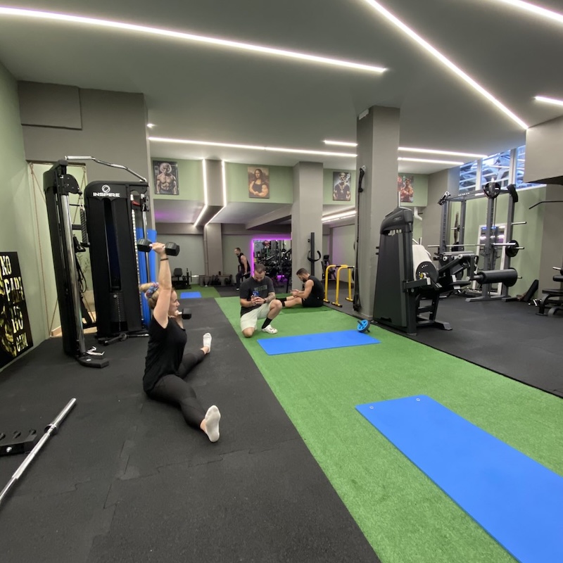 SelfMade FitnessHub