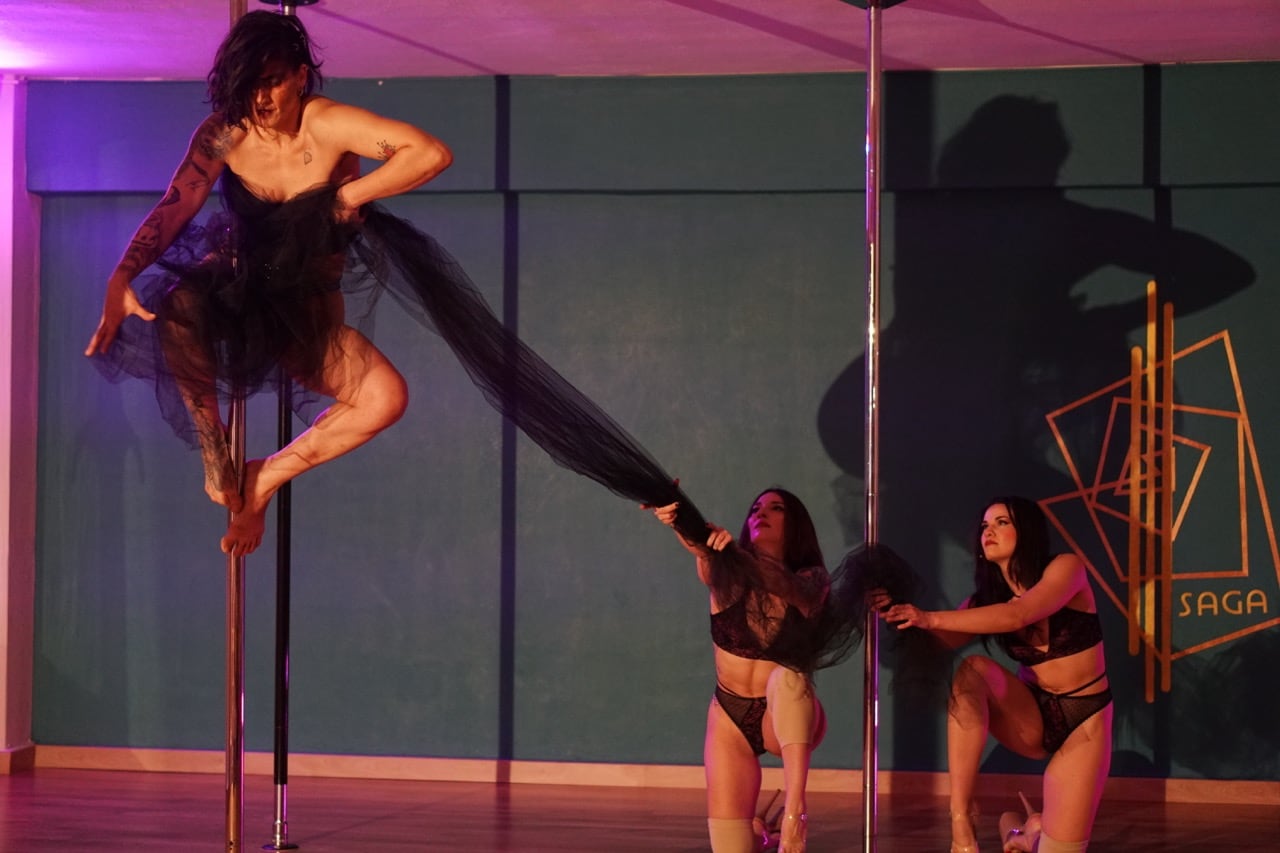 saga-pole-studio-pole-dancing-thessaloniki-sportshunter-2