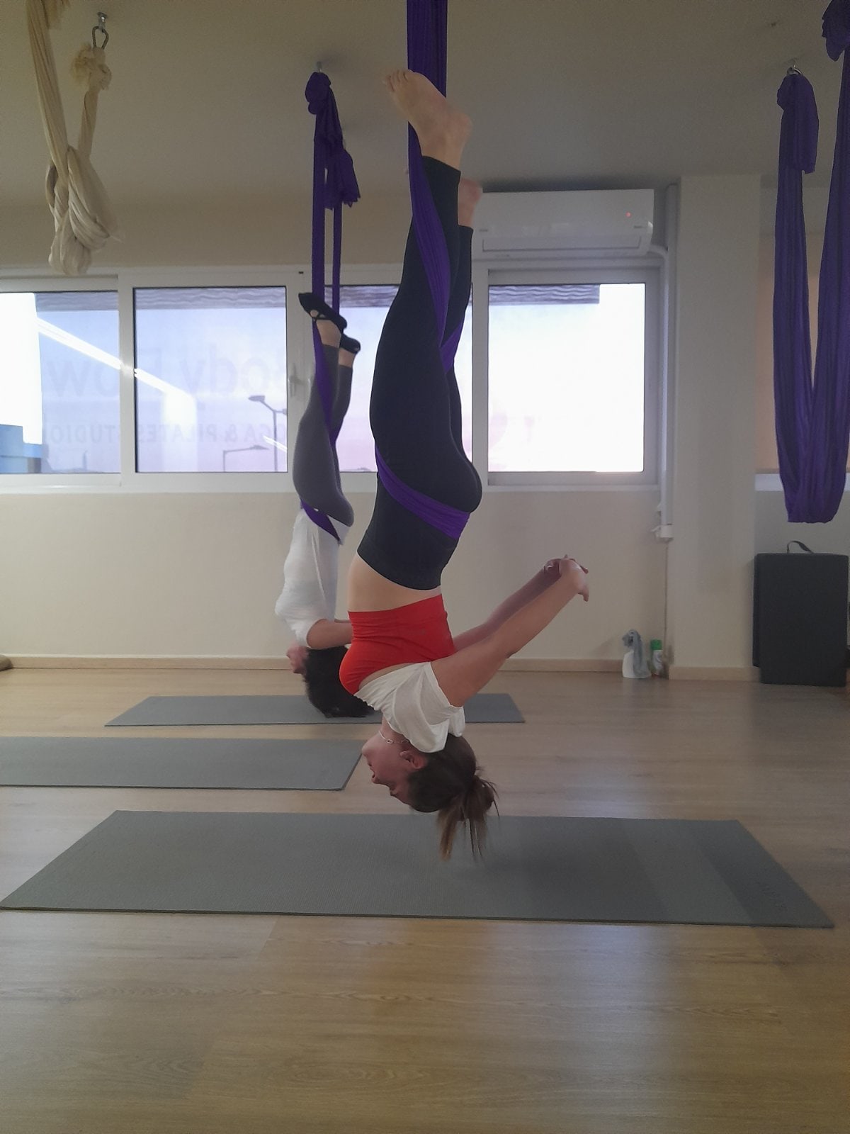 body-flow-yoga-and-pilates-studio-aerial-yoga-agios-dimitrios-sportshunter-2