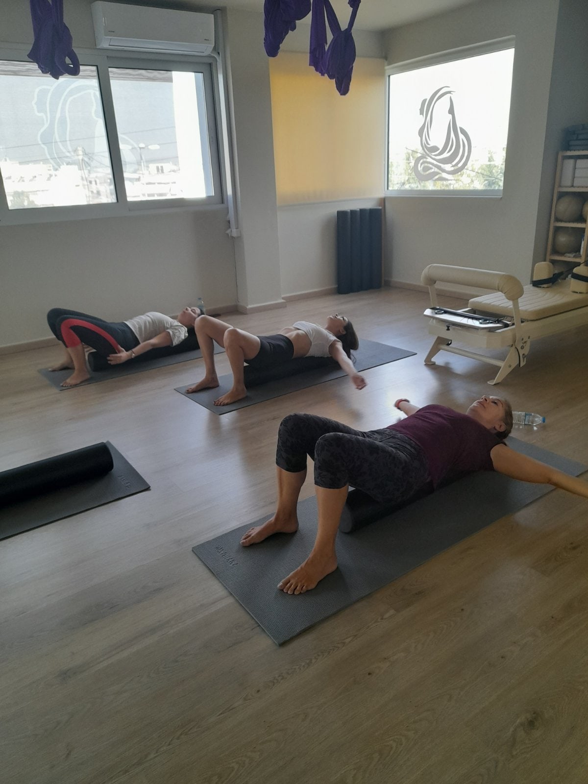 body-flow-yoga-and-pilates-studio-pilates-mat-agios-dimitrios-sportshunter-1