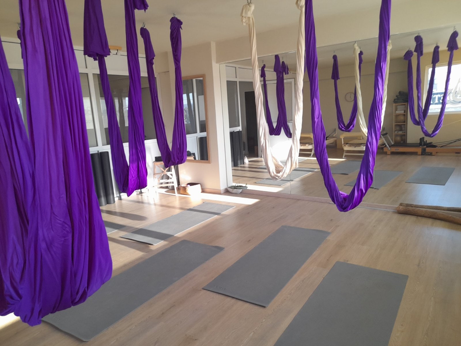 body-flow-yoga-and-pilates-studio-yoga-agios-dimitrios-xoros-sportshunter-6