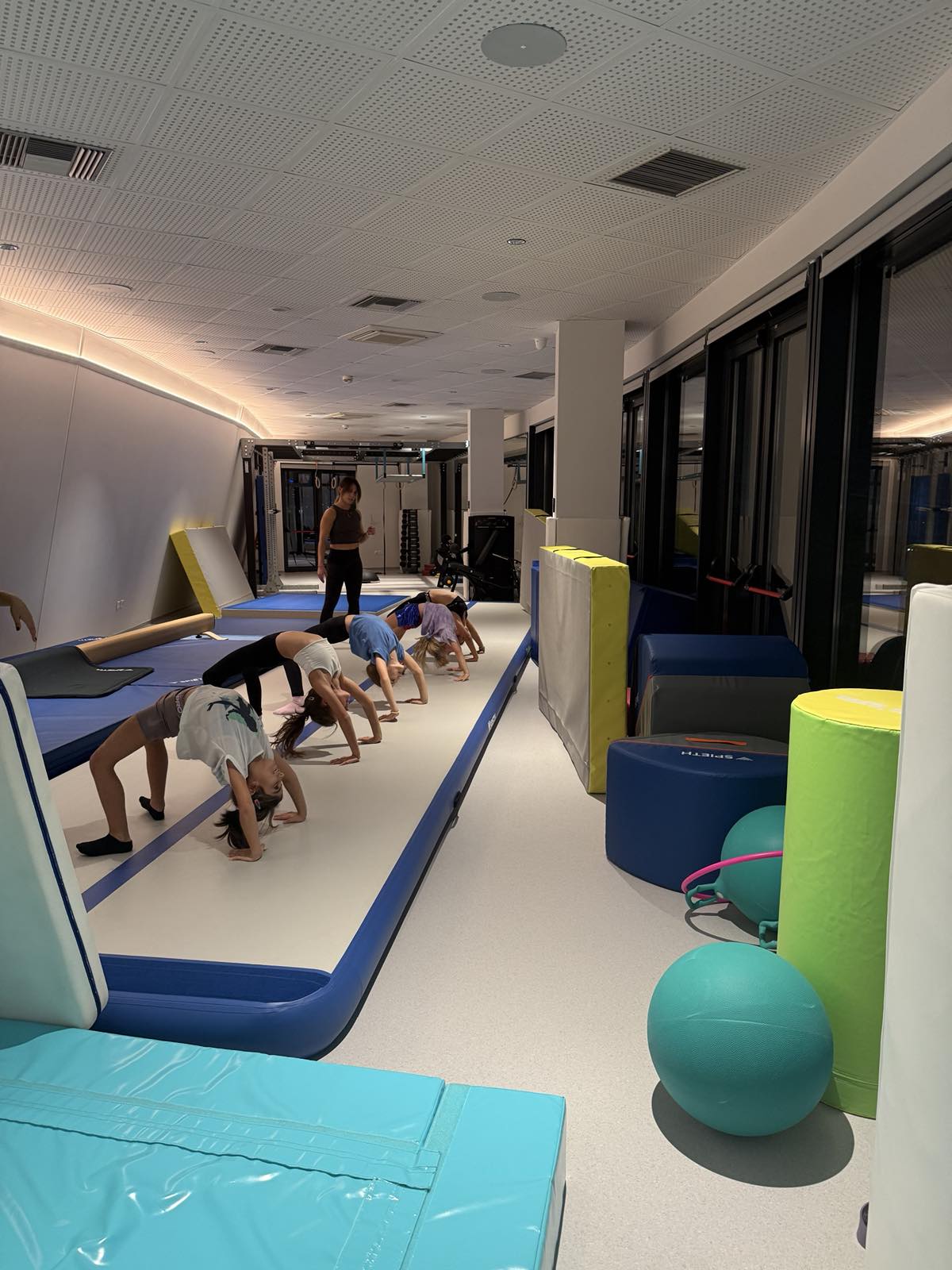 flikflak-enorgani-marousi-sportshunter-2